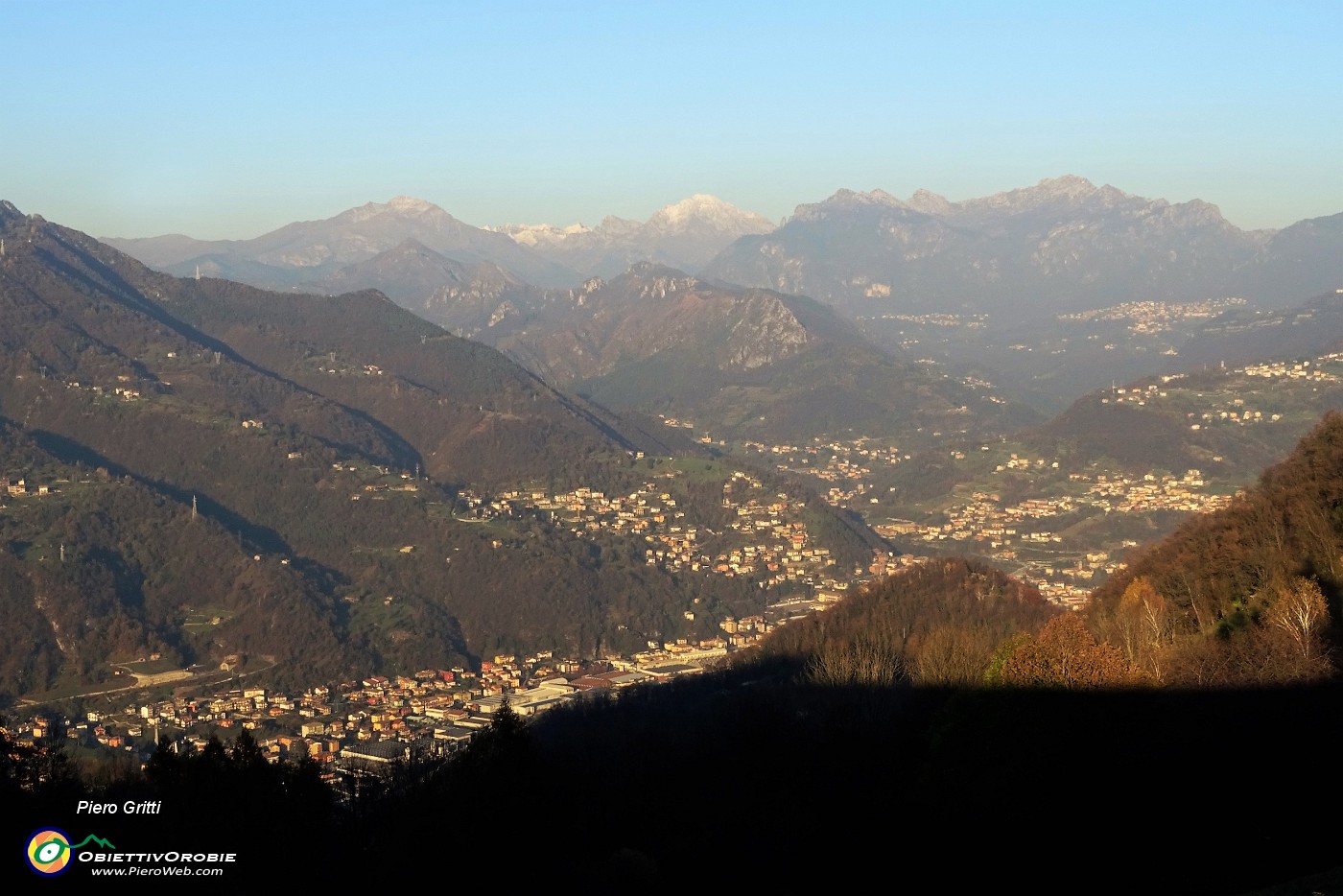59 Vista sulla conca di Zogno.JPG -                                